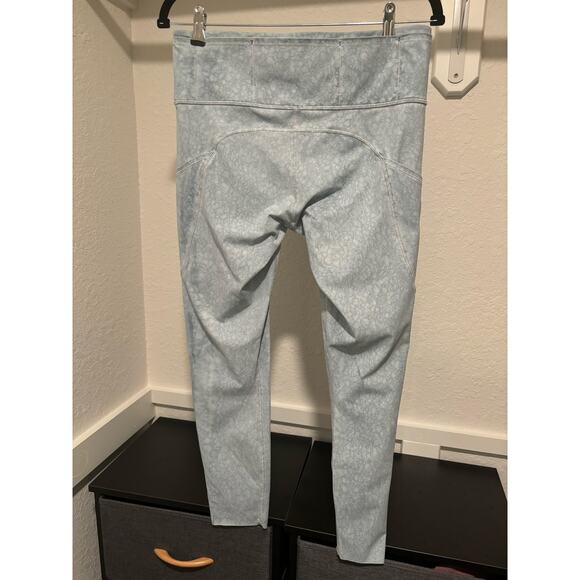 NWOT Lululemon Fast and Free Blue Pebble Limited Edition Leggings Sz 12 - Picture 7 of 9